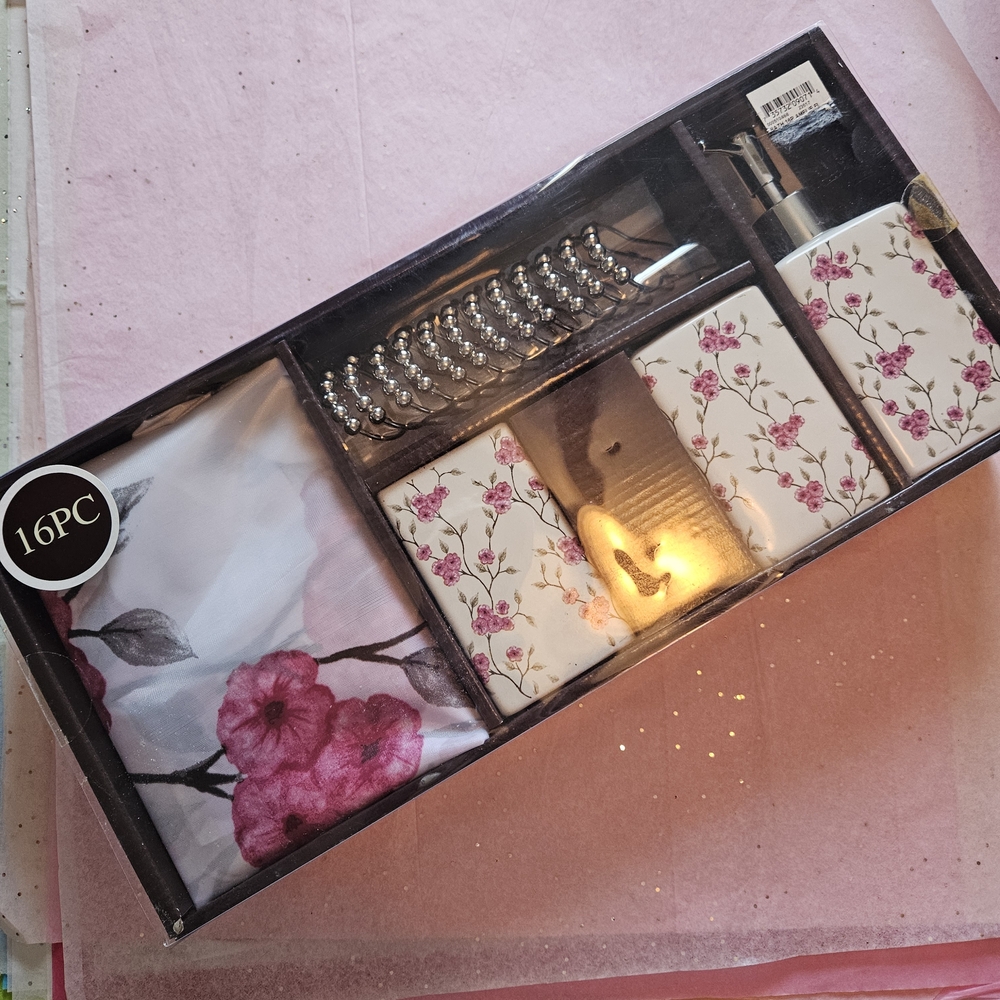 Elegant Pink Floral Shower Curtain Set